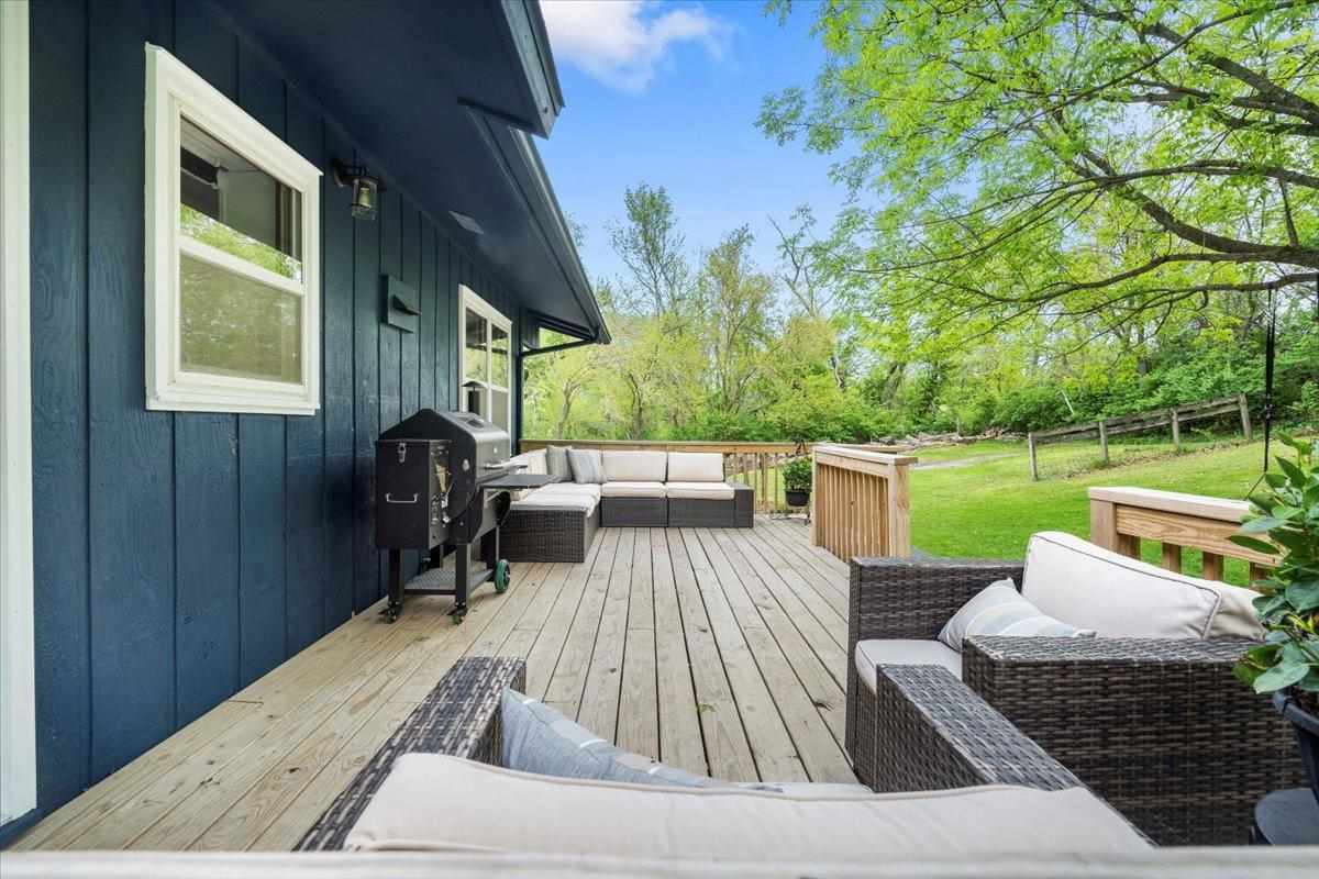 1438 Arrowhead Road Mount Vernon, IA 52314 - Photo 9 of 46 Gallery Image 9