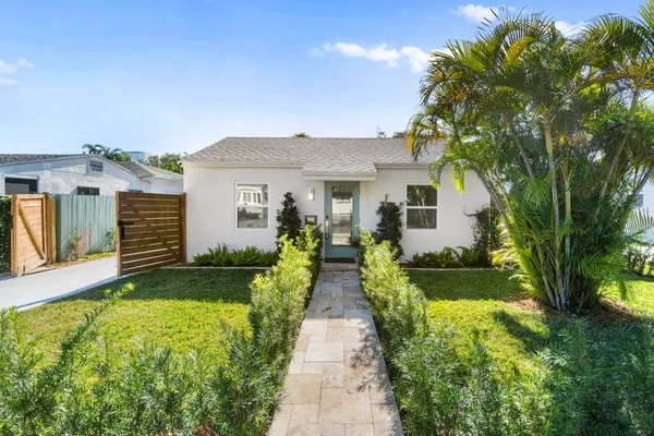 $4,500 | 512 49th Street, West Palm Beach, FL 33407