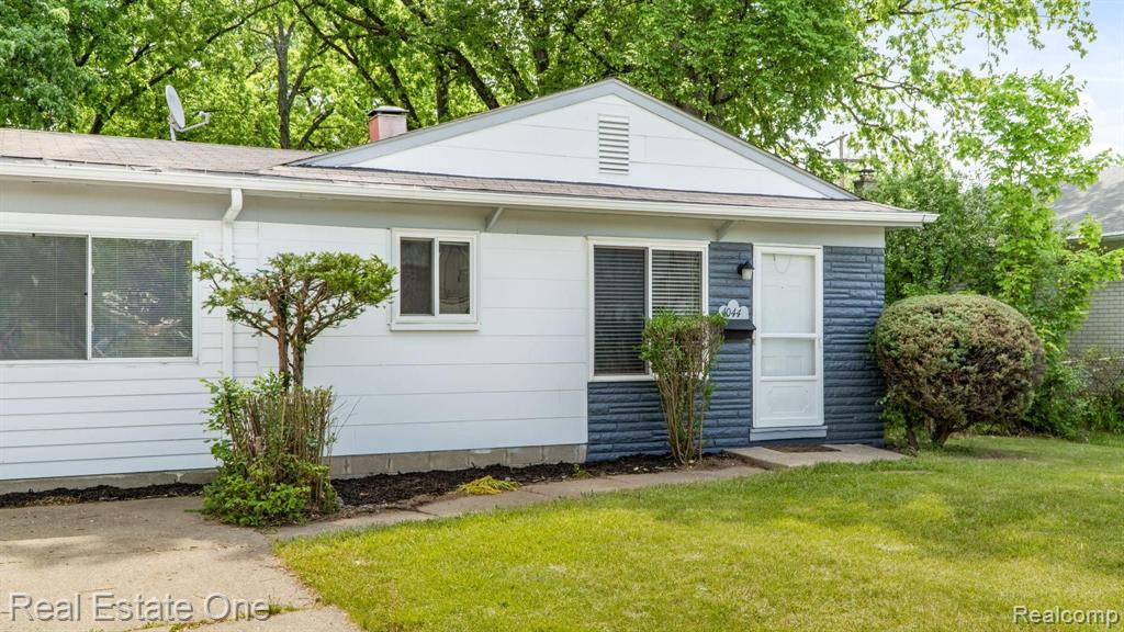 4044 Greenfield Road Berkley, MI 48072 - Photo 15 of 21