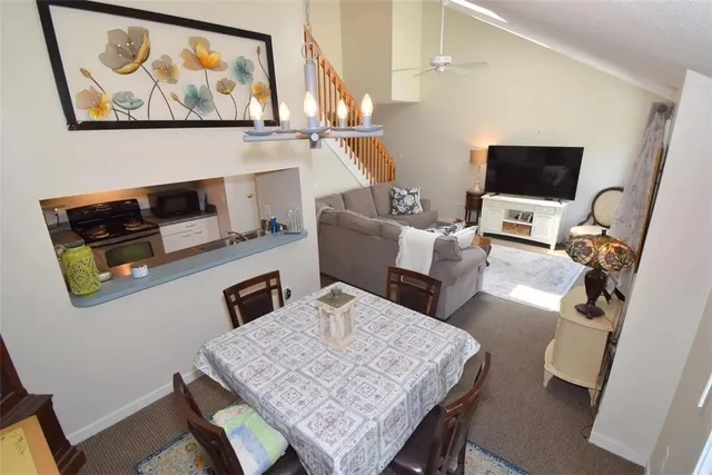 $479,900 | 260 Sweet Allen Farm Road, Unit B3, South Kingstown, RI 02879