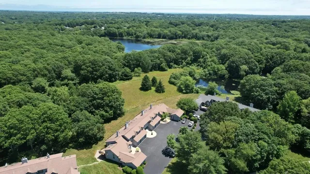 $479,900 | 260 Sweet Allen Farm Road, Unit B3, South Kingstown, RI 02879
