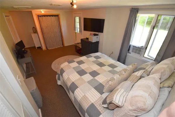 $449,900 | 260 Sweet Allen Farm Road, Unit B3, South Kingstown, RI 02879