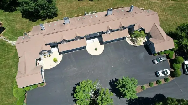 $449,900 | 260 Sweet Allen Farm Road, Unit B3, South Kingstown, RI 02879