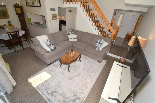 $479,900 | 260 Sweet Allen Farm Road, Unit B3, South Kingstown, RI 02879