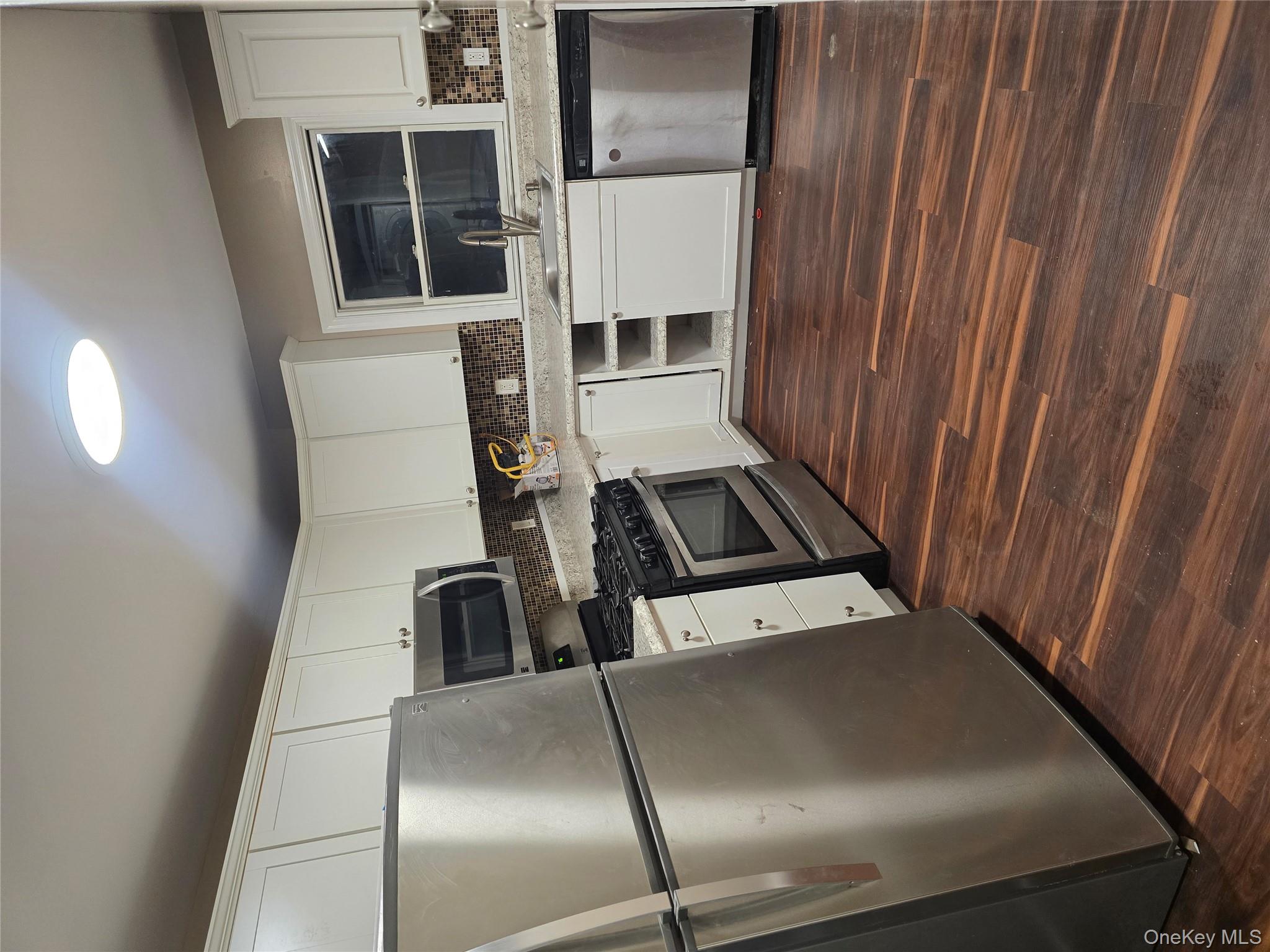 35 Townsend Road, Unit 2 Mohegan Lake, NY 10547 - Photo 3 of 14