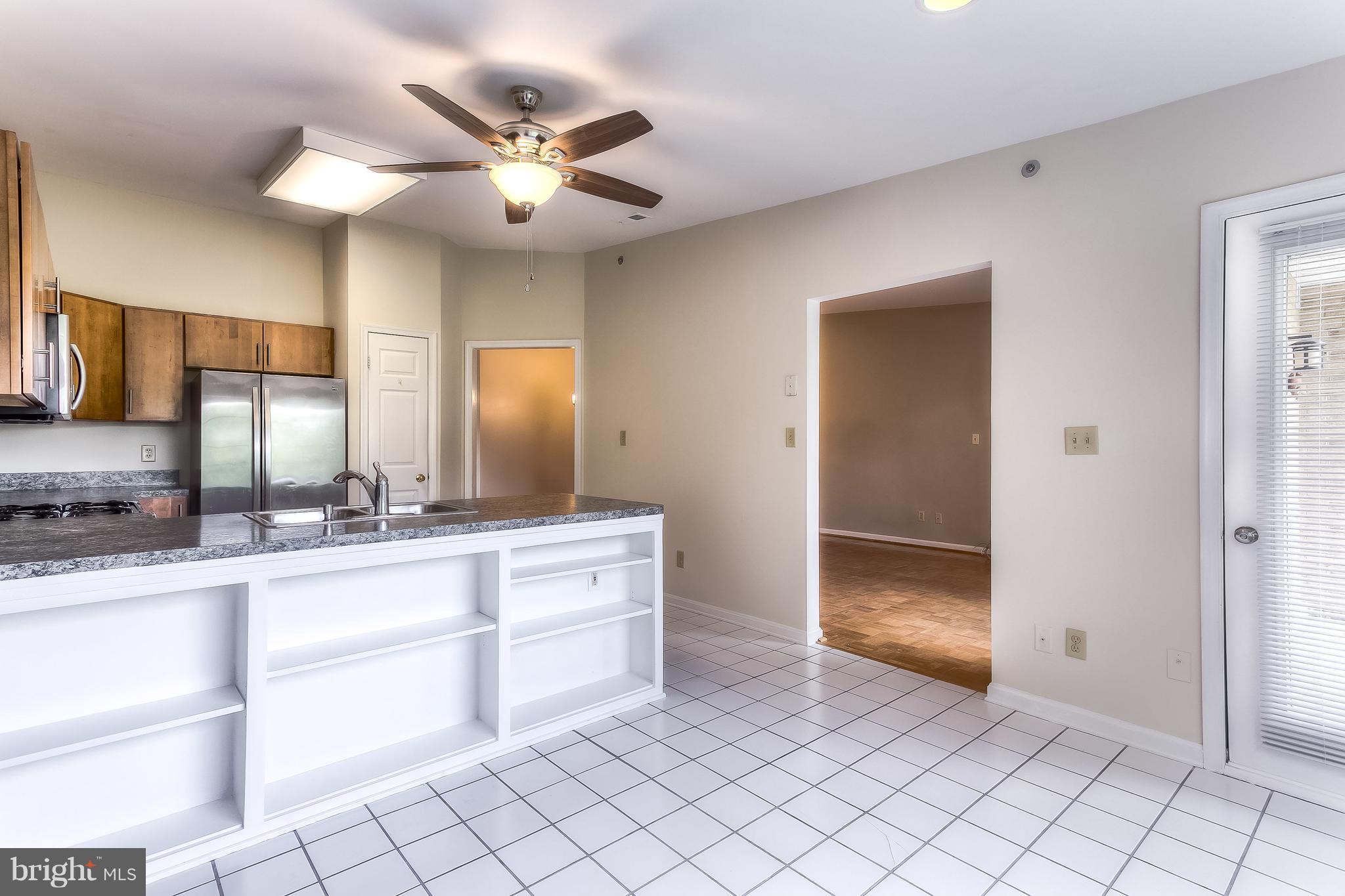 404 Rockfleet Road, Unit 302 Lutherville-Timonium, MD 21093 - Photo 12 of 19 Interior (General)