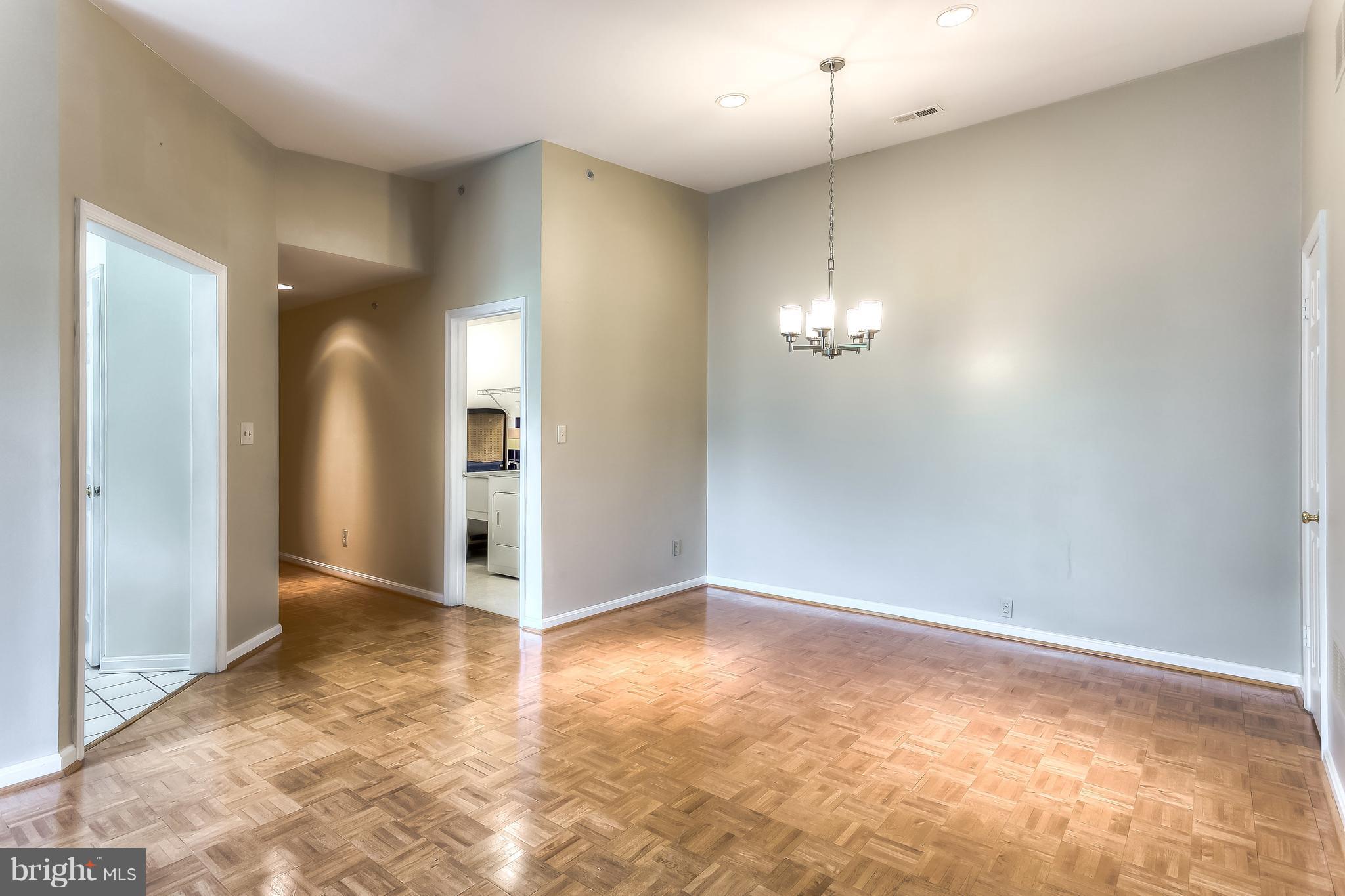 404 Rockfleet Road, Unit 302 Lutherville-Timonium, MD 21093 - Photo 10 of 19 Interior (General)