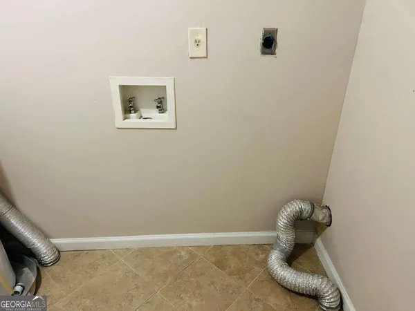 $1,295 | 140 Summerwood Drive, Unit 140, Fairburn, GA 30213