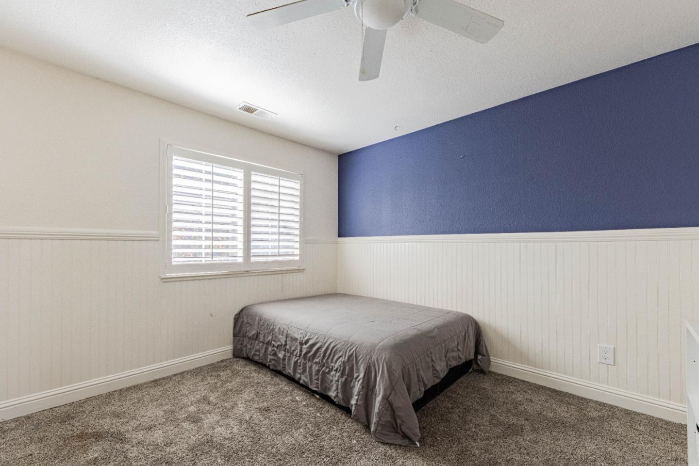 18 Hancock Circle Salinas, CA 93906 - Photo 28 of 36 a bedroom with a bed and a window