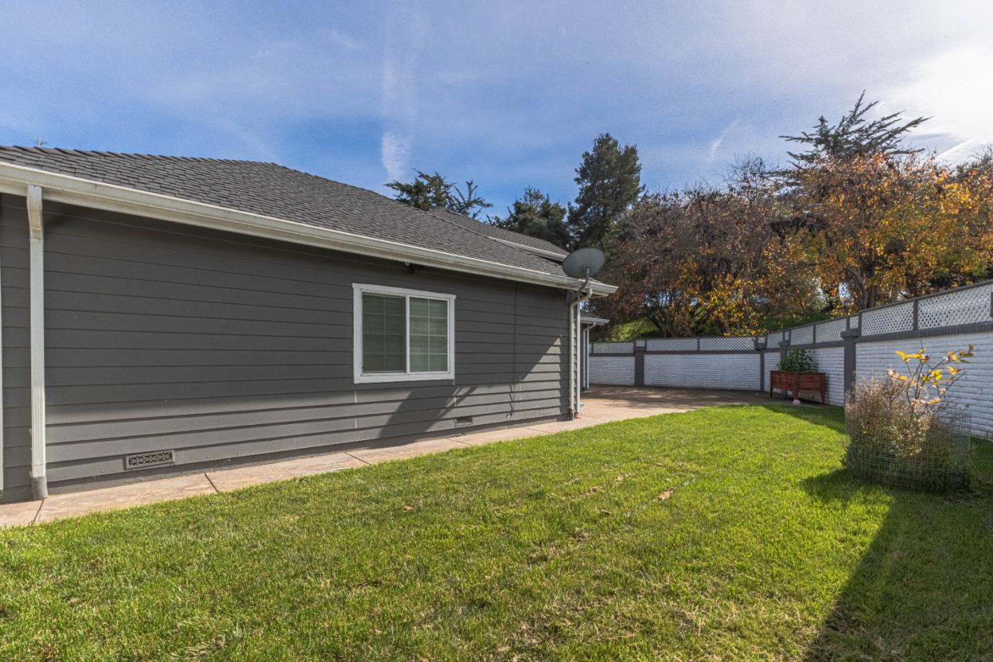 18 Hancock Circle Salinas, CA 93906 - Photo 35 of 36 a backyard of a house with table and chairs