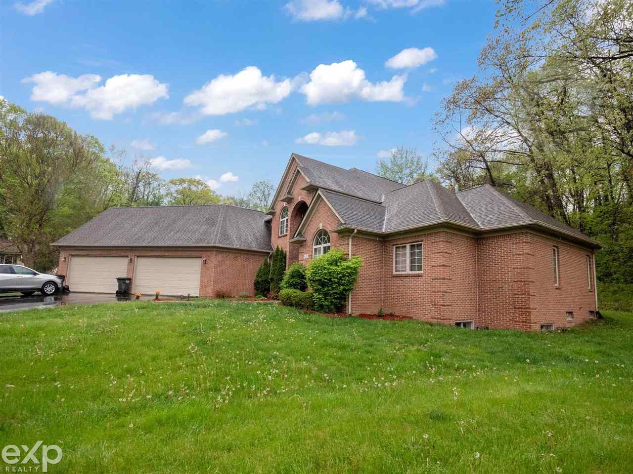 6020 North Rochester Road Rochester, MI 48306 - Photo 74 of 74 50075031-81.JPG