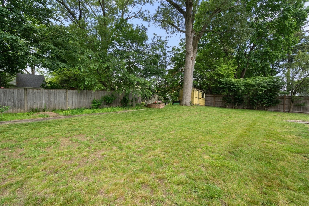 13 Greenwood Road Natick, MA 01760 - Photo 26 of 30 Gallery Image 26