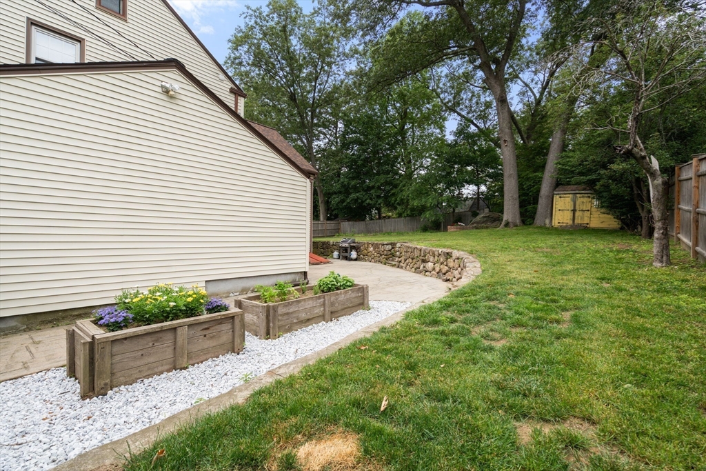 13 Greenwood Road Natick, MA 01760 - Photo 27 of 30 Gallery Image 27