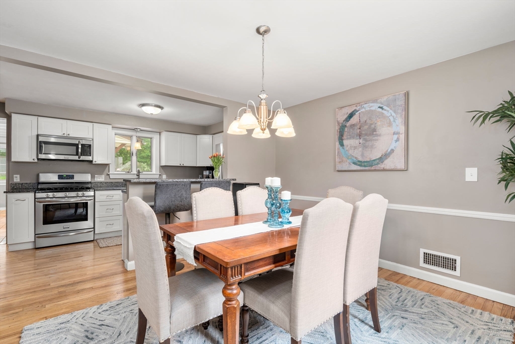 13 Greenwood Road Natick, MA 01760 - Photo 3 of 30 Gallery Image 3