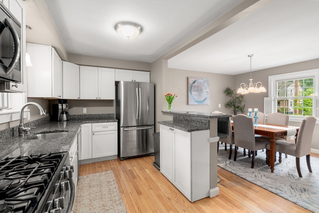 13 Greenwood Road Natick, MA 01760 - Photo 5 of 30 Gallery Image 5