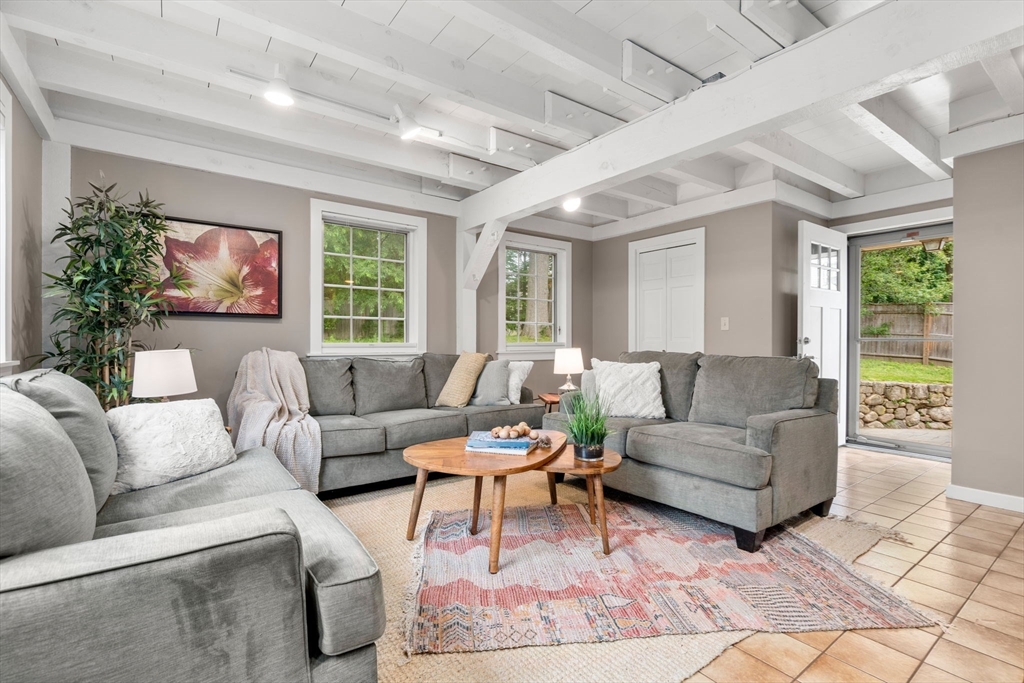 13 Greenwood Road Natick, MA 01760 - Photo 7 of 30 Gallery Image 7