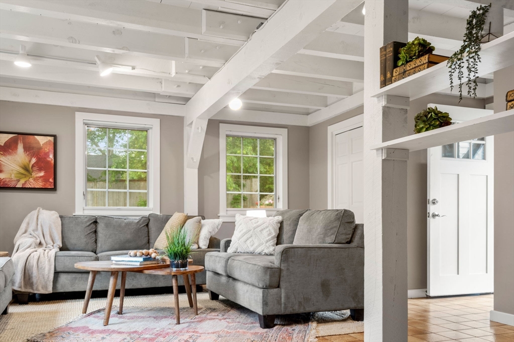 13 Greenwood Road Natick, MA 01760 - Photo 10 of 30 Gallery Image 10