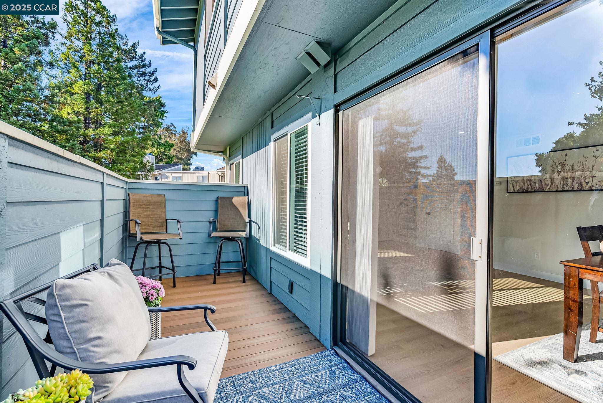 406 Olympus, Unit 5 Hercules, CA 94547 - Photo 35 of 49 a outdoor living space with furniture