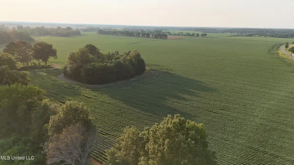 $395,000 | Airport Road, Morton, MS 39117