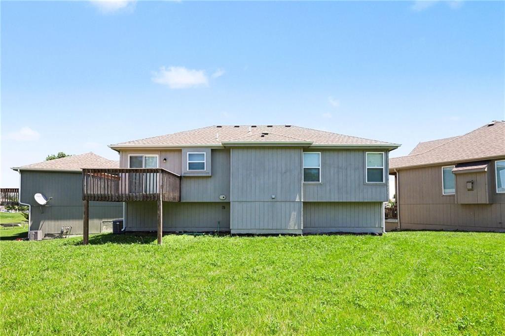 21710 North Ridge Peculiar, MO 64078 - Photo 18 of 18