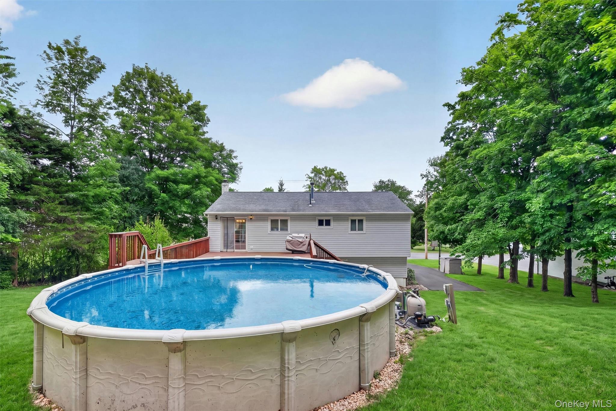 37 Surrey Road Chester, NY 10918 - Photo 32 of 38