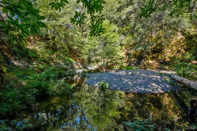 a view of a outdoor space