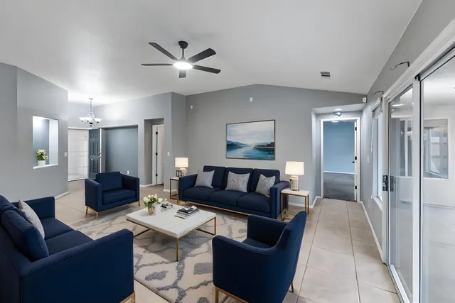 $429,999 | 2702 Holt Avenue, Sanger, CA 93657