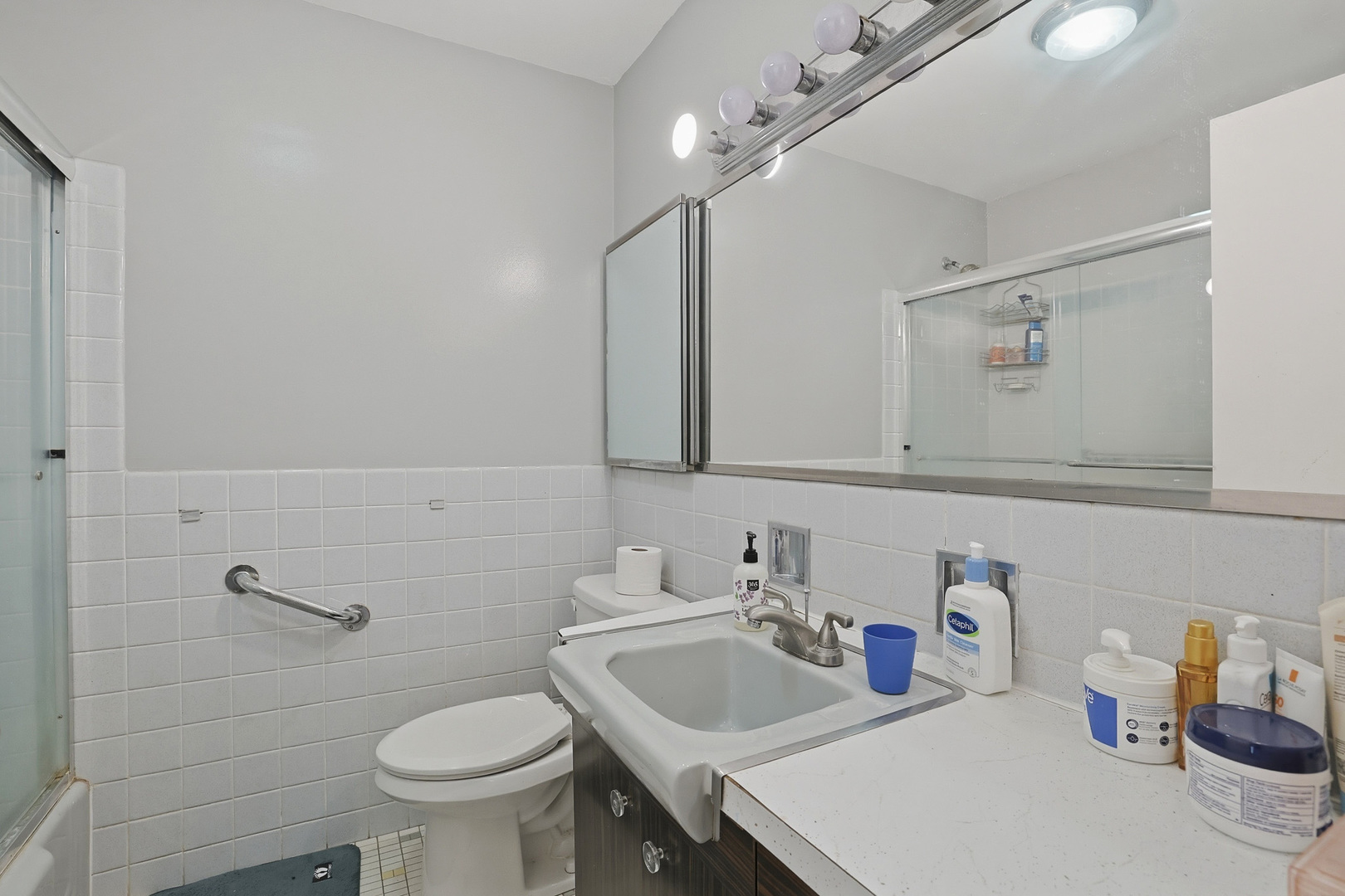 5701 North Sheridan Road, Unit 7E Chicago, IL 60660 - Photo 5 of 12