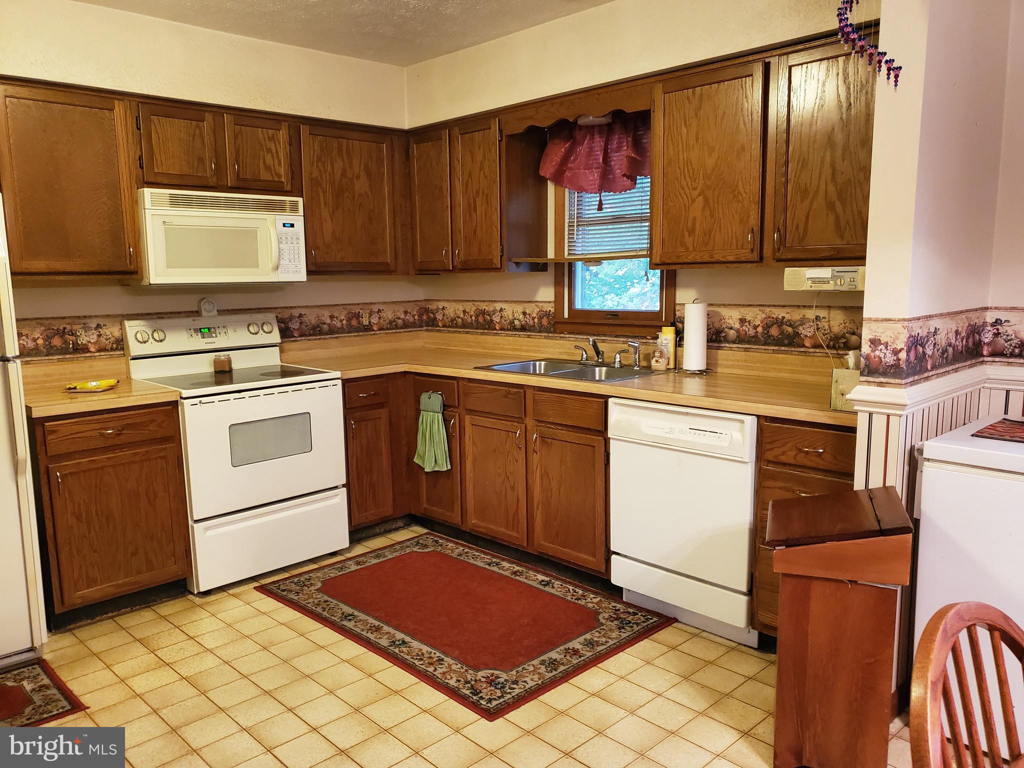 766 1st Street Inwood, WV 25428 - Photo 11 of 24 Kitchen