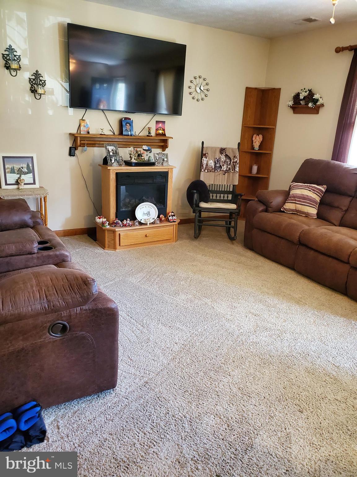 766 1st Street Inwood, WV 25428 - Photo 10 of 24 Living Room