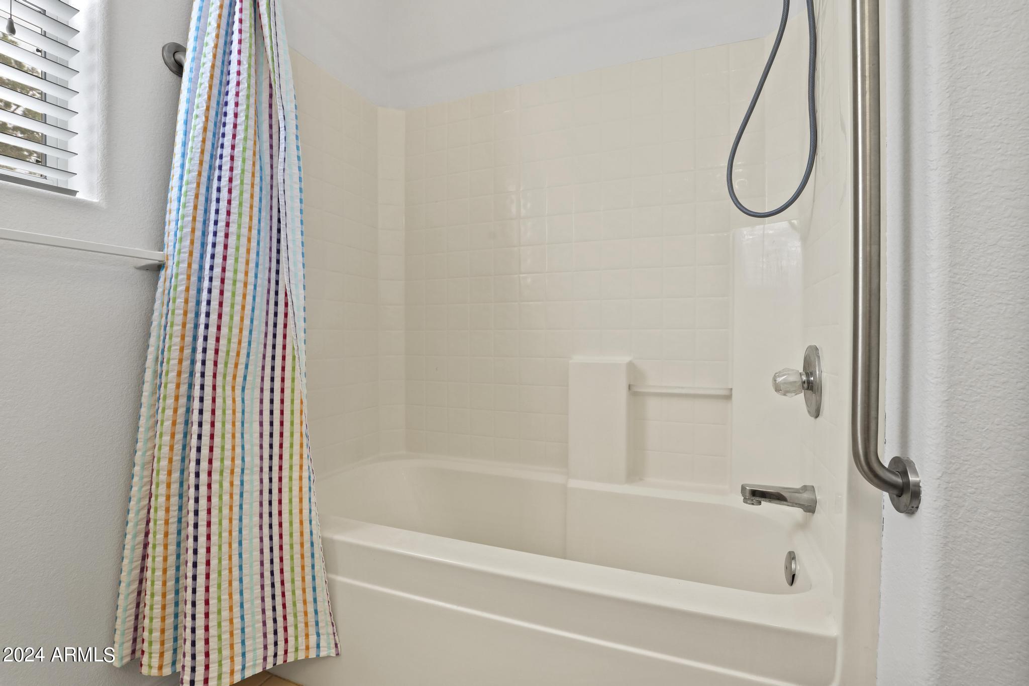 438 West Round Valley Road Payson, AZ 85541 - Photo 25 of 51 Guest Bath