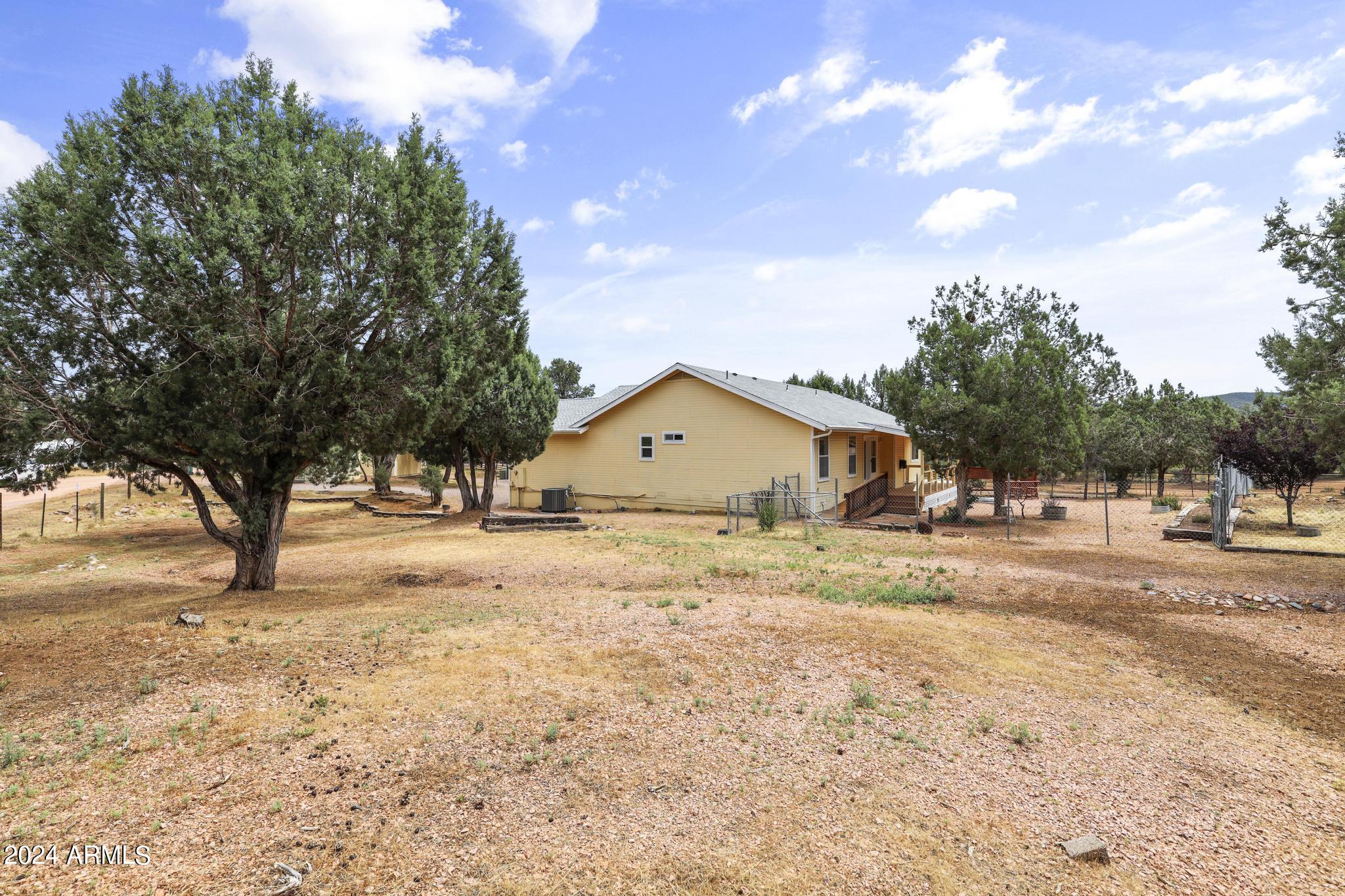438 West Round Valley Road Payson, AZ 85541 - Photo 47 of 51 Side Yard