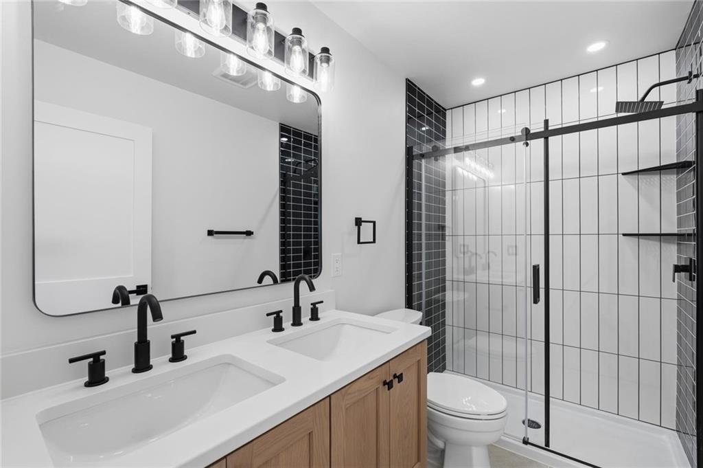 517 Harmony Road Baden, PA 15005 - Photo 44 of 50 Gallery Image 44