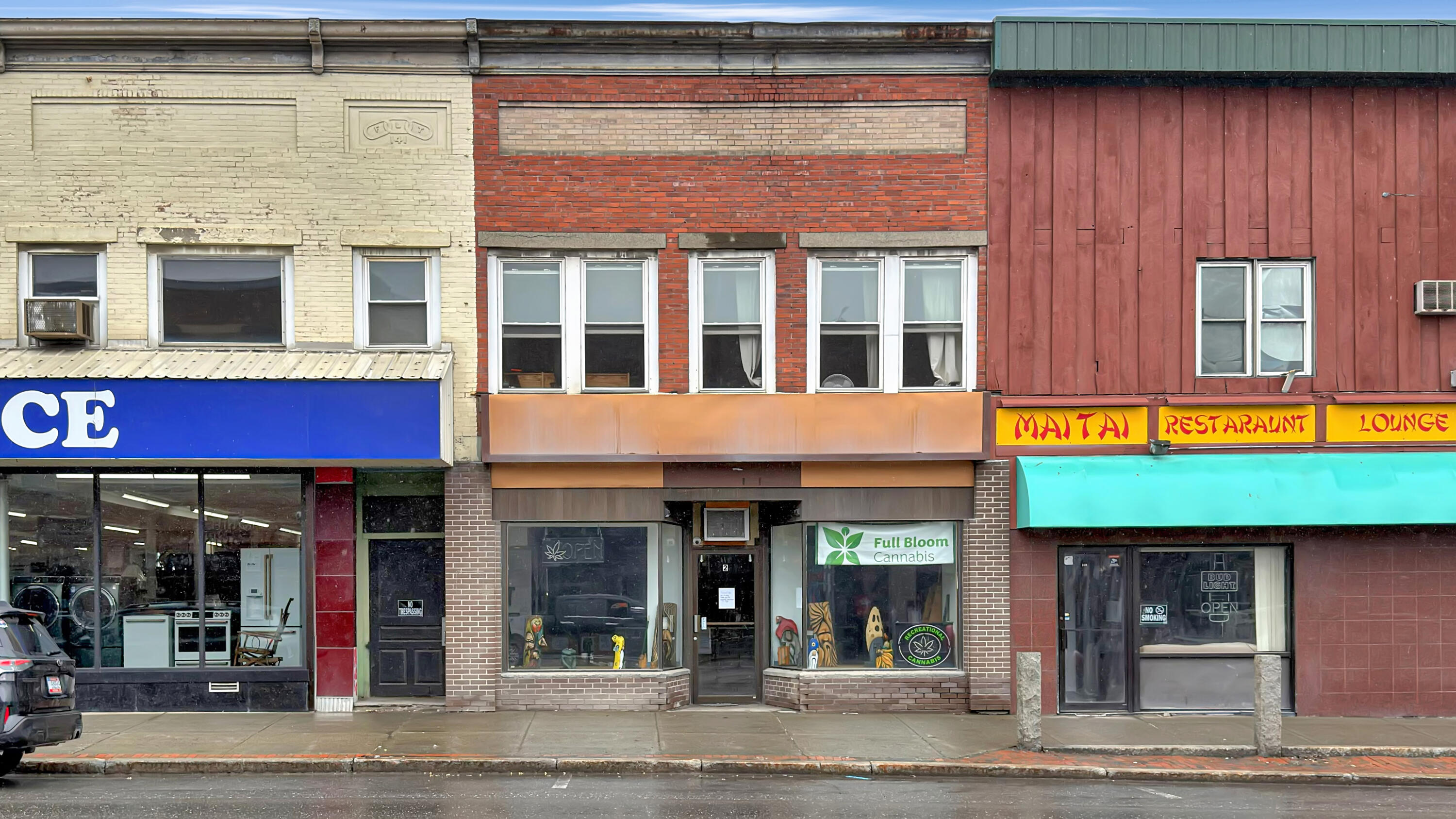 445 Main Street