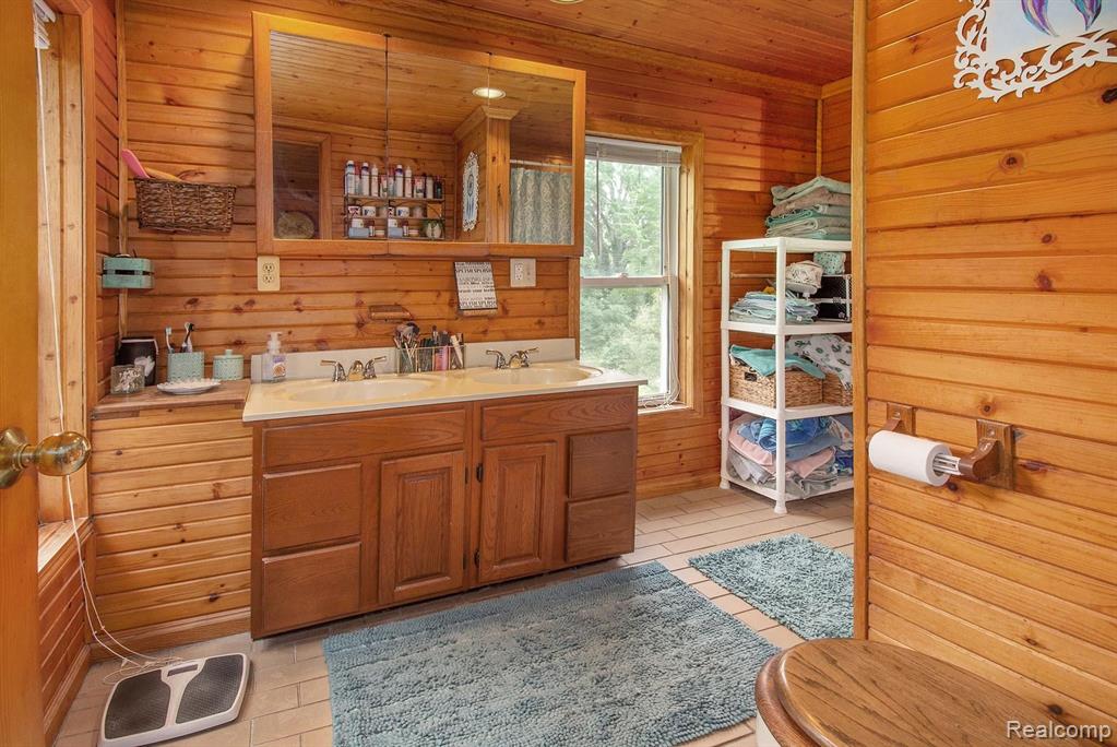 11050 Odell Road Fowlerville, MI 48836 - Photo 14 of 24
