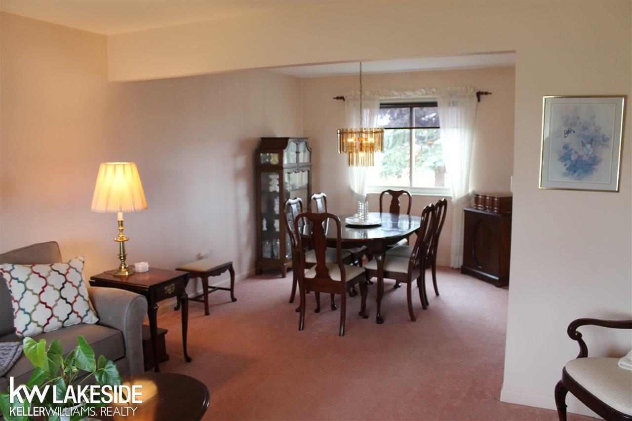 47725 Concord Road Macomb, MI 48044 - Photo 5 of 34 31342048-4.JPG