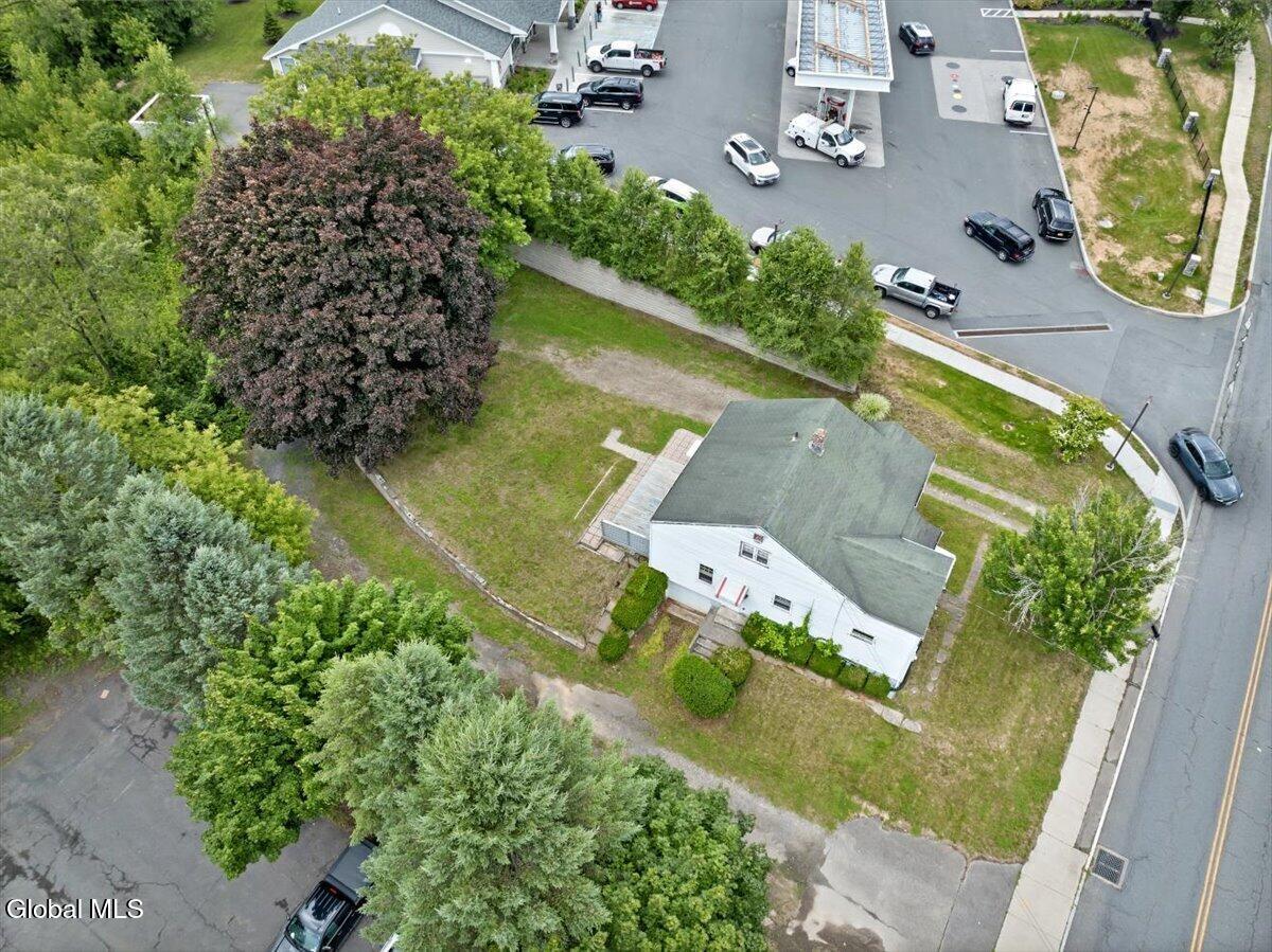 140 Everett Road Colonie, NY 12211 - Photo 21 of 24 31-140 Everett Rd-35