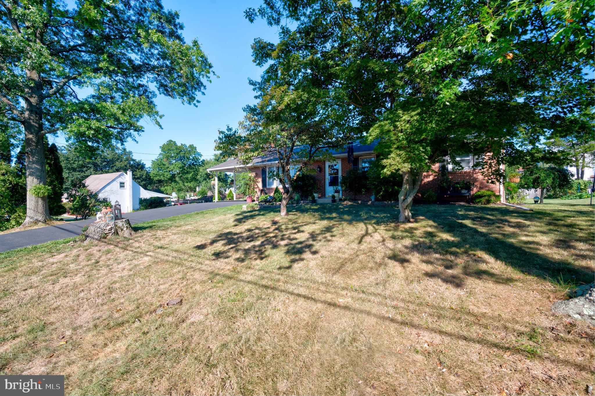 1755 Clearview Road Pottstown, PA 19464 - Photo 6 of 49 Front Yard