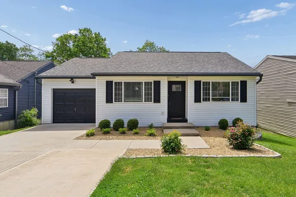 $309,900 | 683 Euclid Avenue, Crescent Springs, KY 41017