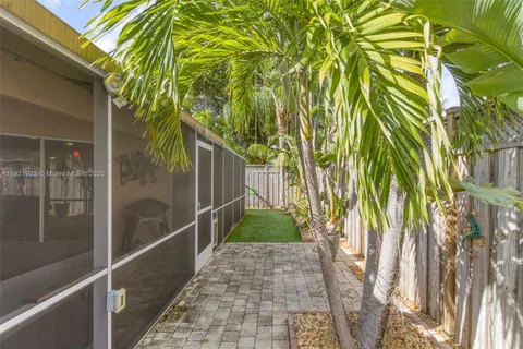 $624,900 | 1383 Northeast 27th Street, Pompano Beach, FL 33064