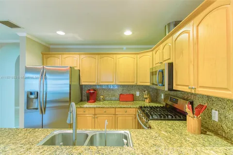 $624,900 | 1383 Northeast 27th Street, Pompano Beach, FL 33064