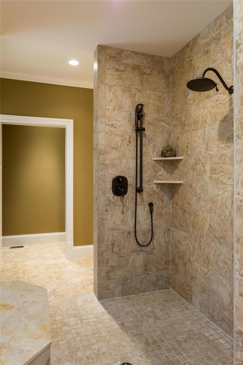 1527 Shalimar Ridge Lane High Ridge, MO 63049 - Photo 17 of 25