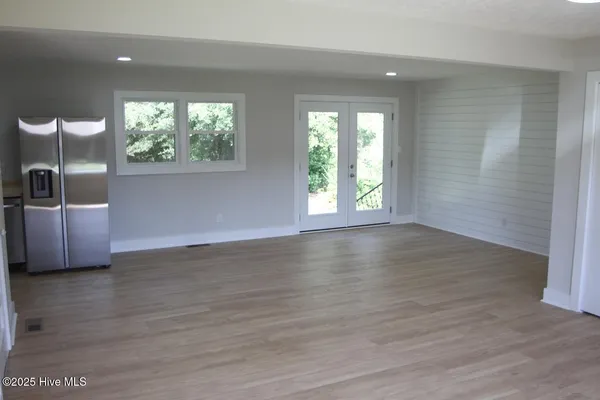 $155,000 | 91 North Elmhurst Street, Clarkton, NC 28433