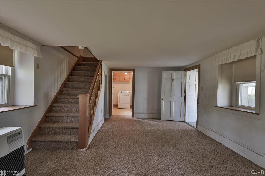 1812 Rosenberger Road Quakertown, PA 18951 - Photo 20 of 47 House Apt-Living Room
