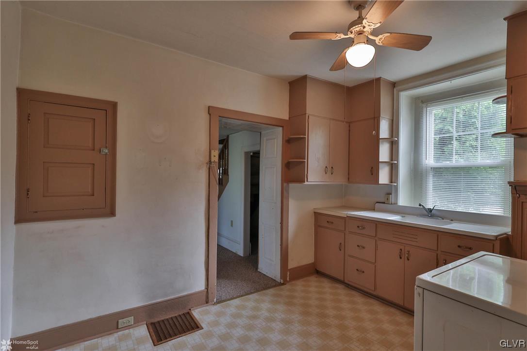 1812 Rosenberger Road Quakertown, PA 18951 - Photo 22 of 47 House Apt-Kitchebn