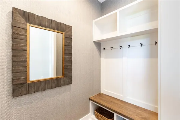 $717,535 | 18600 Howe Drive, Overland Park, KS 66085