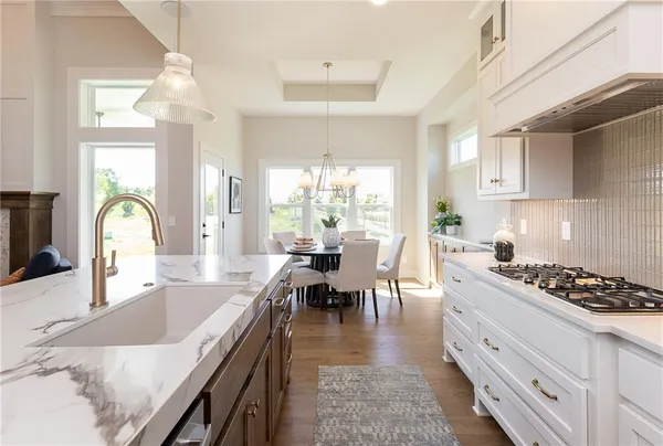 $717,535 | 18600 Howe Drive, Overland Park, KS 66085