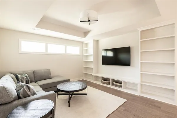 $717,535 | 18600 Howe Drive, Overland Park, KS 66085