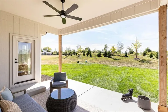 $717,535 | 18600 Howe Drive, Overland Park, KS 66085