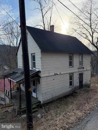 $14,900 | 224 East 6th Street, Emporium, PA 15834